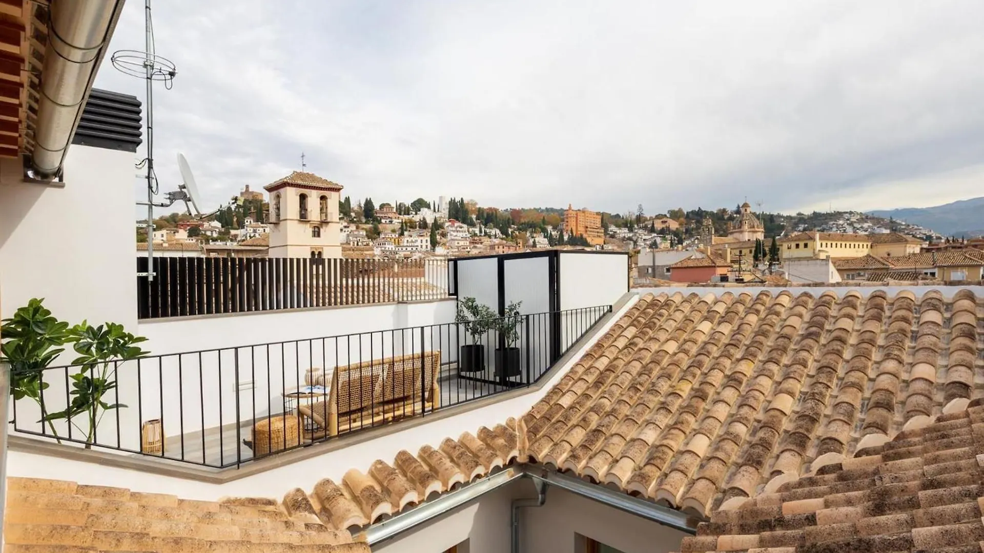 Patio Zahori Granada Centro Apartment